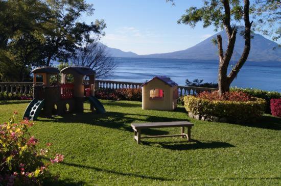 The Paradise Of Atitlan Suites - Free Breakfast Supplies Panajachel Zewnętrze zdjęcie